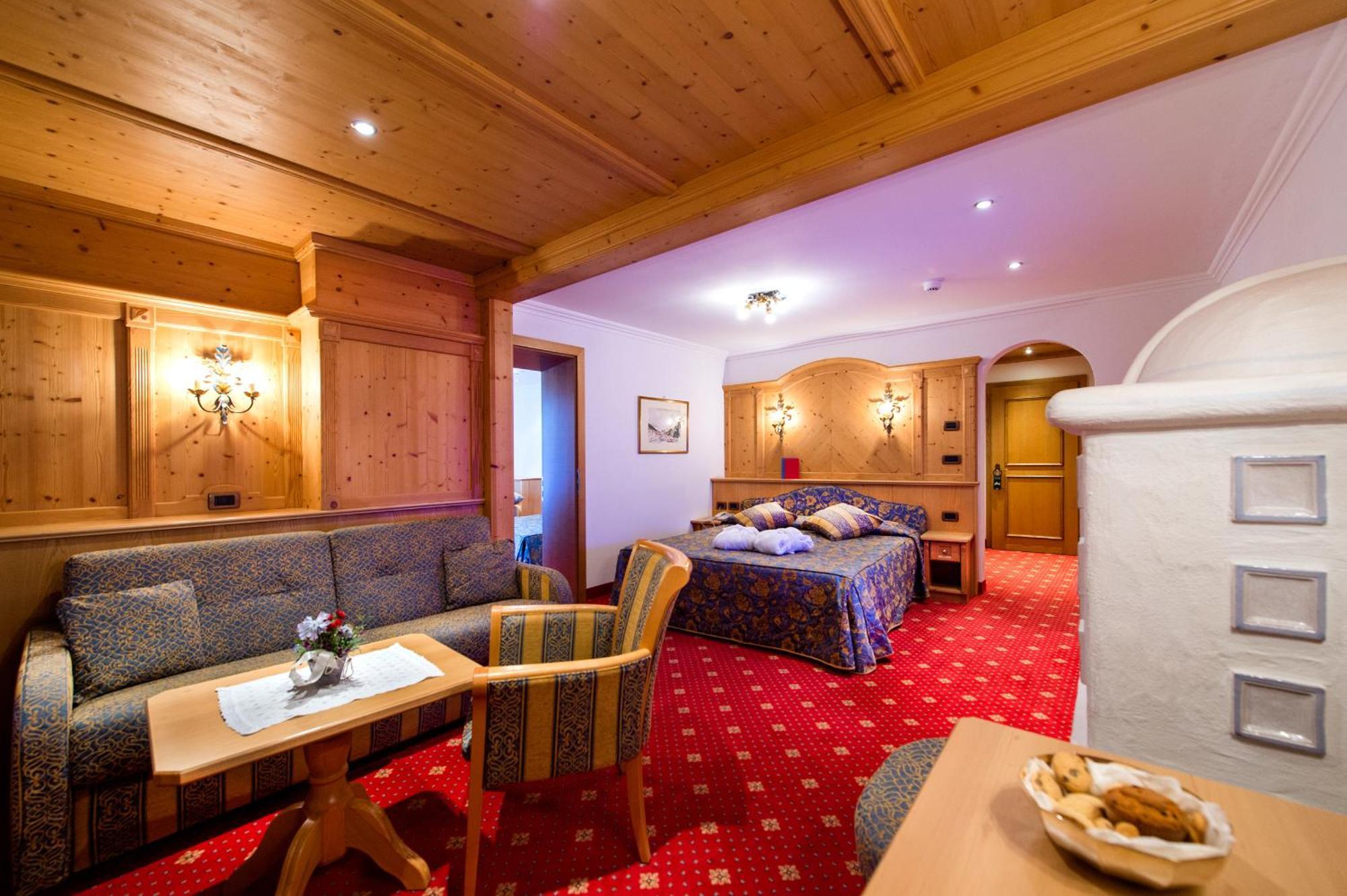 Alpen Hotel Corona Vigo di Fassa Rom bilde