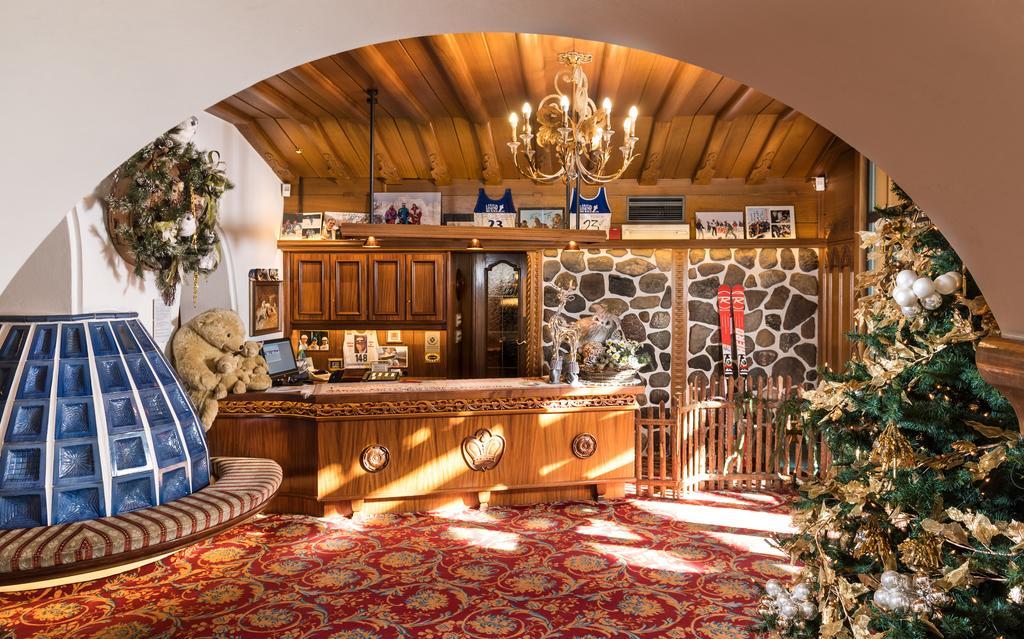 Alpen Hotel Corona Vigo di Fassa Eksteriør bilde